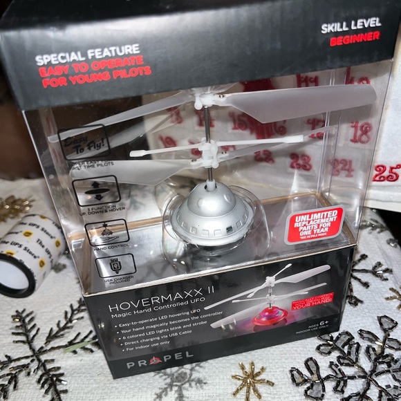 propel hovercraft Toys Propel Hovermaxx 2 Magic Hand Controlled Ufo